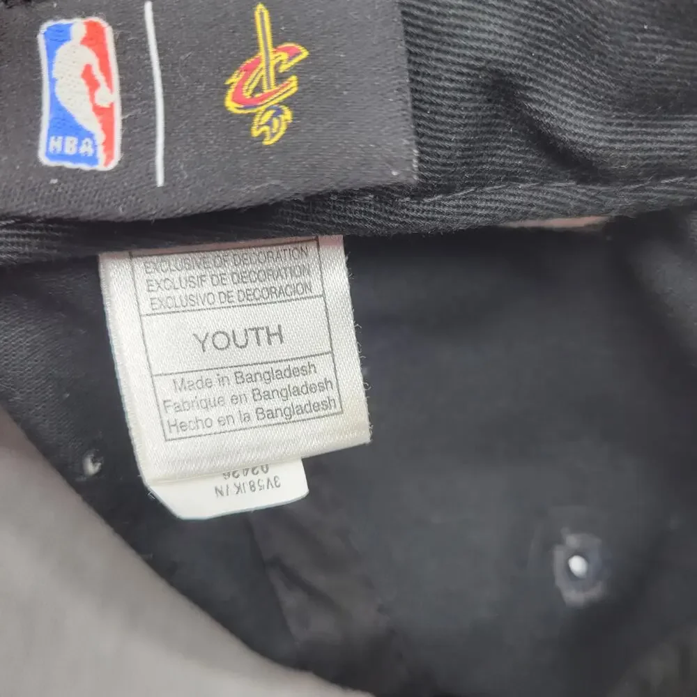 Adidas NBA Cleveland Cavaliers Snapback Hat Cap Youth One Size Fits all